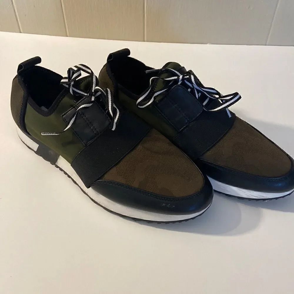 Steve Madden Camouflage Kaiyo Jogging Shoes Size 9.5